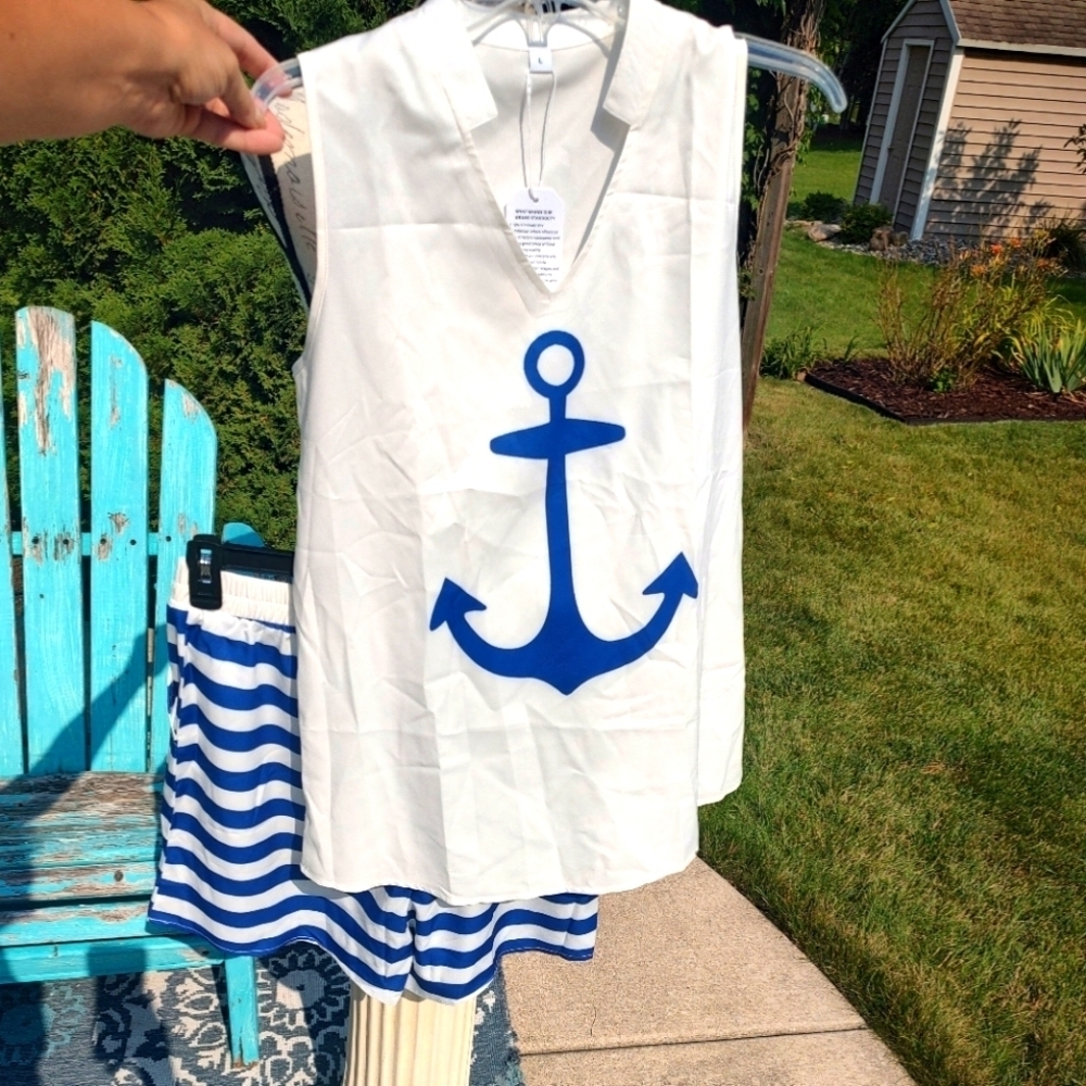 💥 3/$20 Large Two Piece Anchor Sleeveless Top and Shirts!